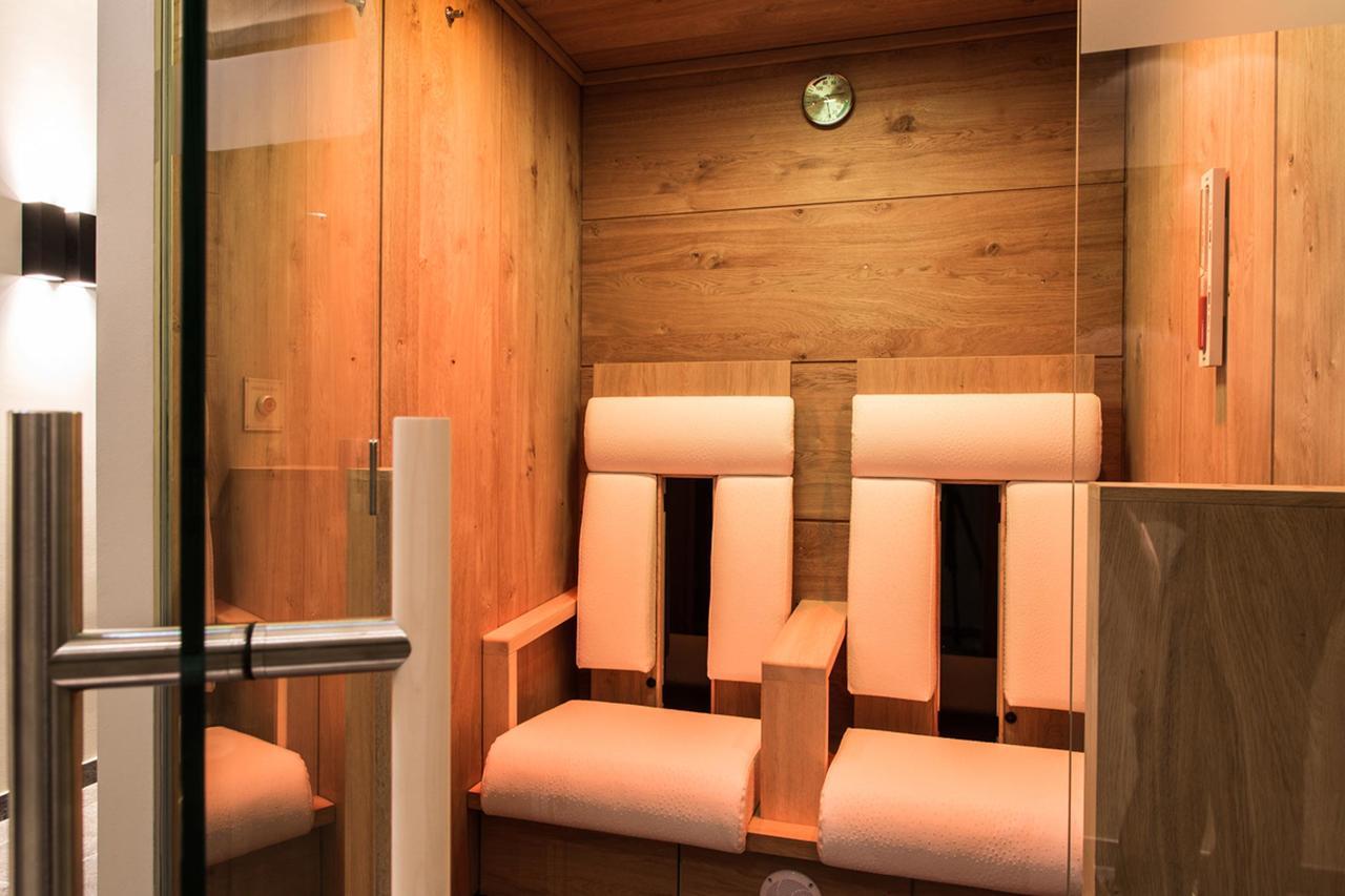 Hotel Bergblick 4 Sterne Superior Фис Екстериор снимка