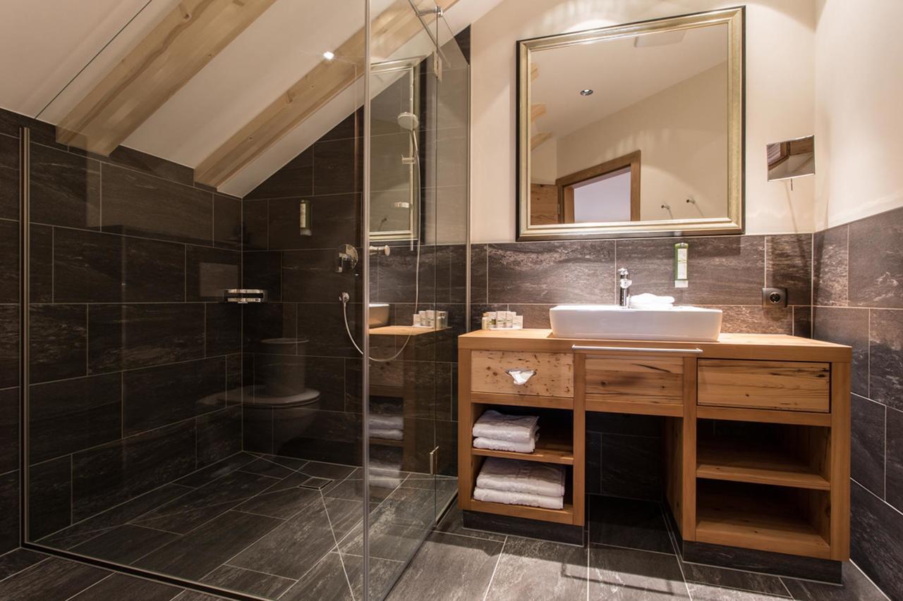 Hotel Bergblick 4 Sterne Superior Фис Екстериор снимка